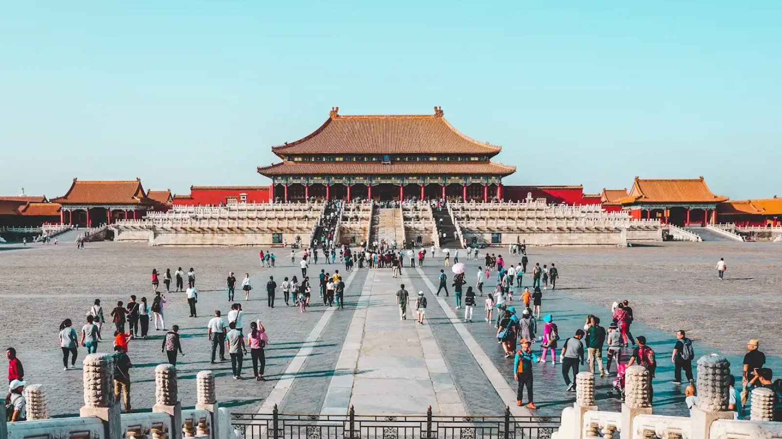中美公众对AI态度出现巨大温差：技术红利、就业焦虑与治理信任重塑社会预期