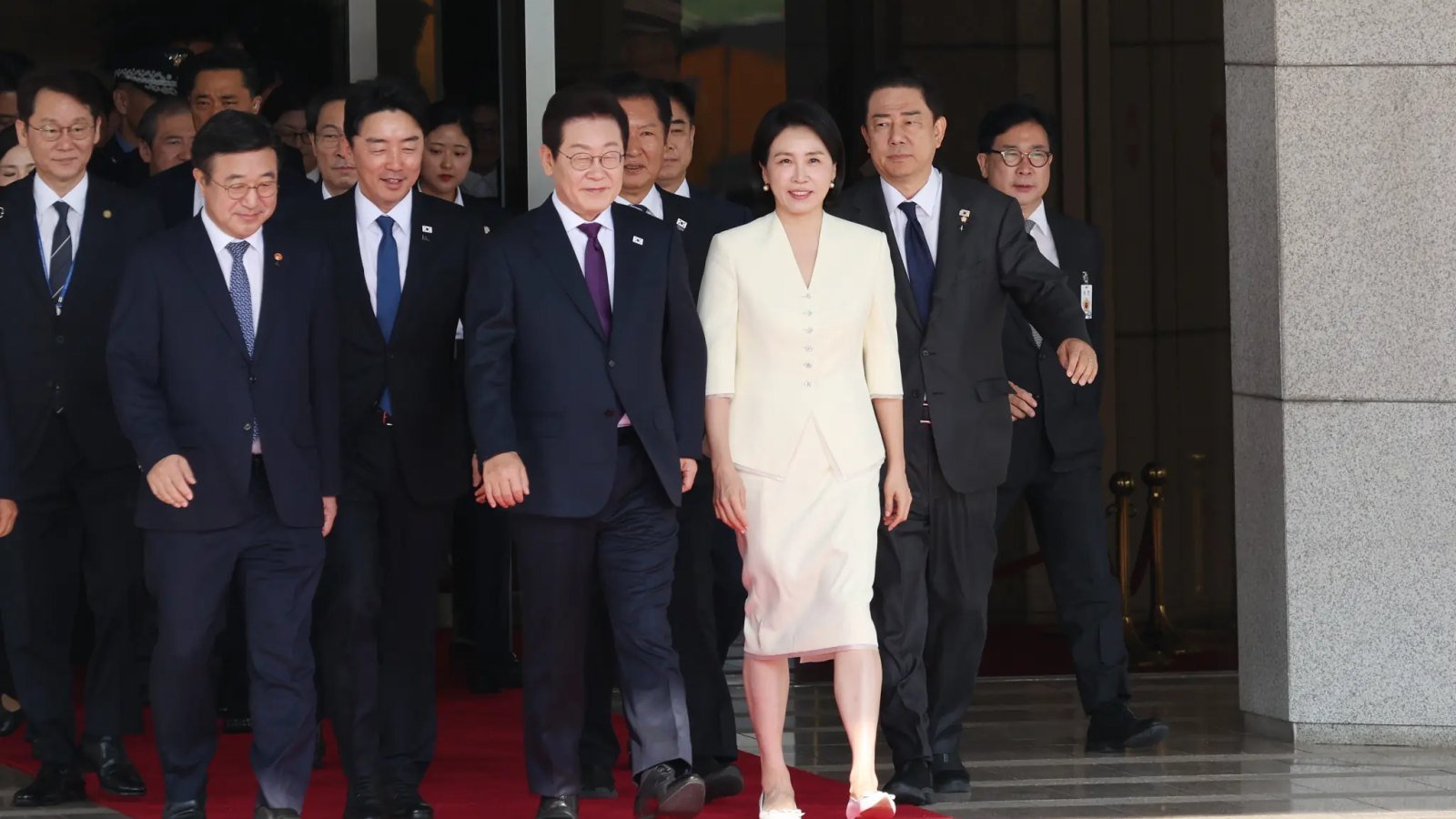 韩国提议正式结束朝鲜战争 李在明推动朝韩重启和平谈判