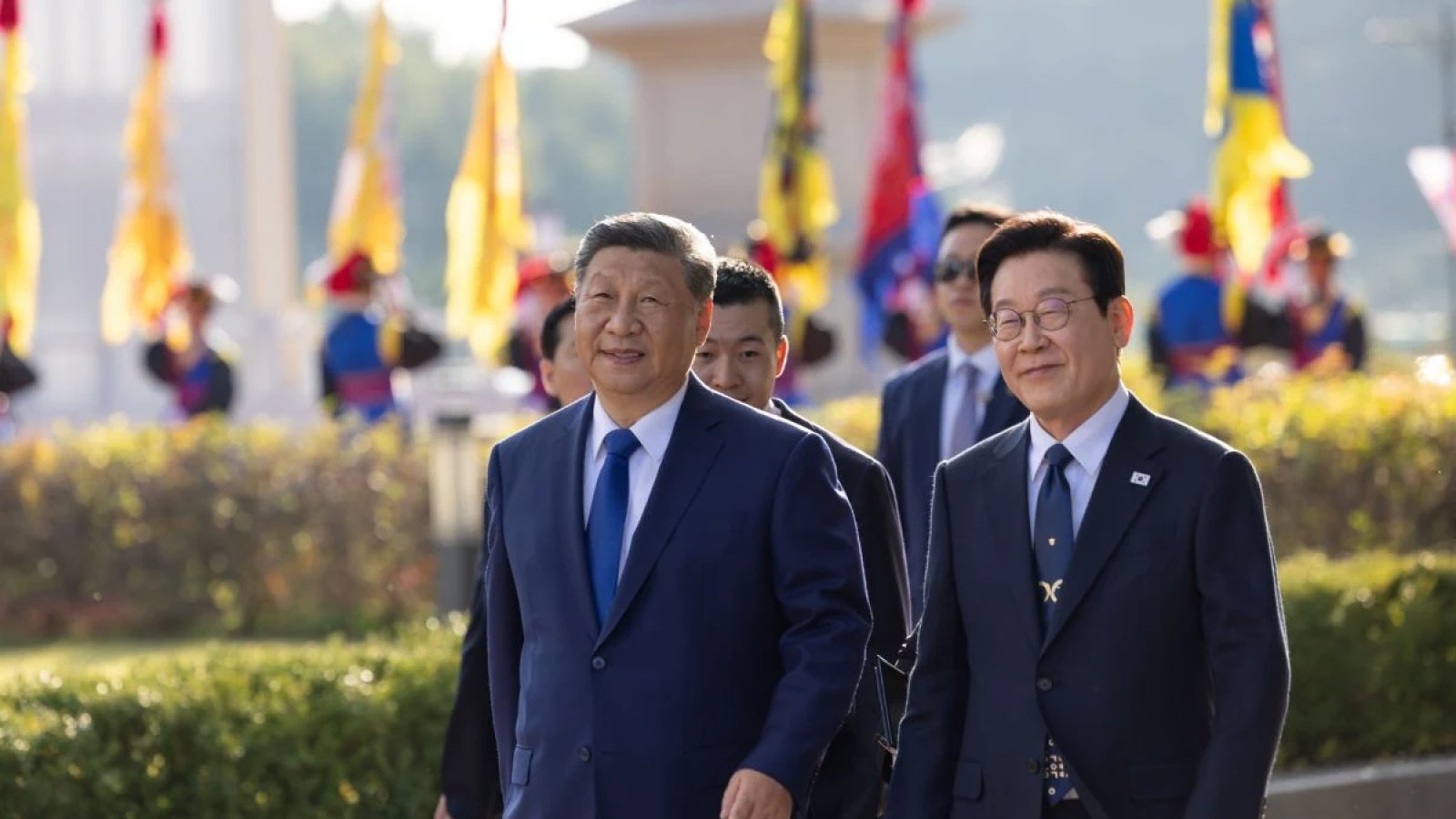 李在明支持率跌至37%后重申不寻求连任,中韩最高领导人任期机制形成对照