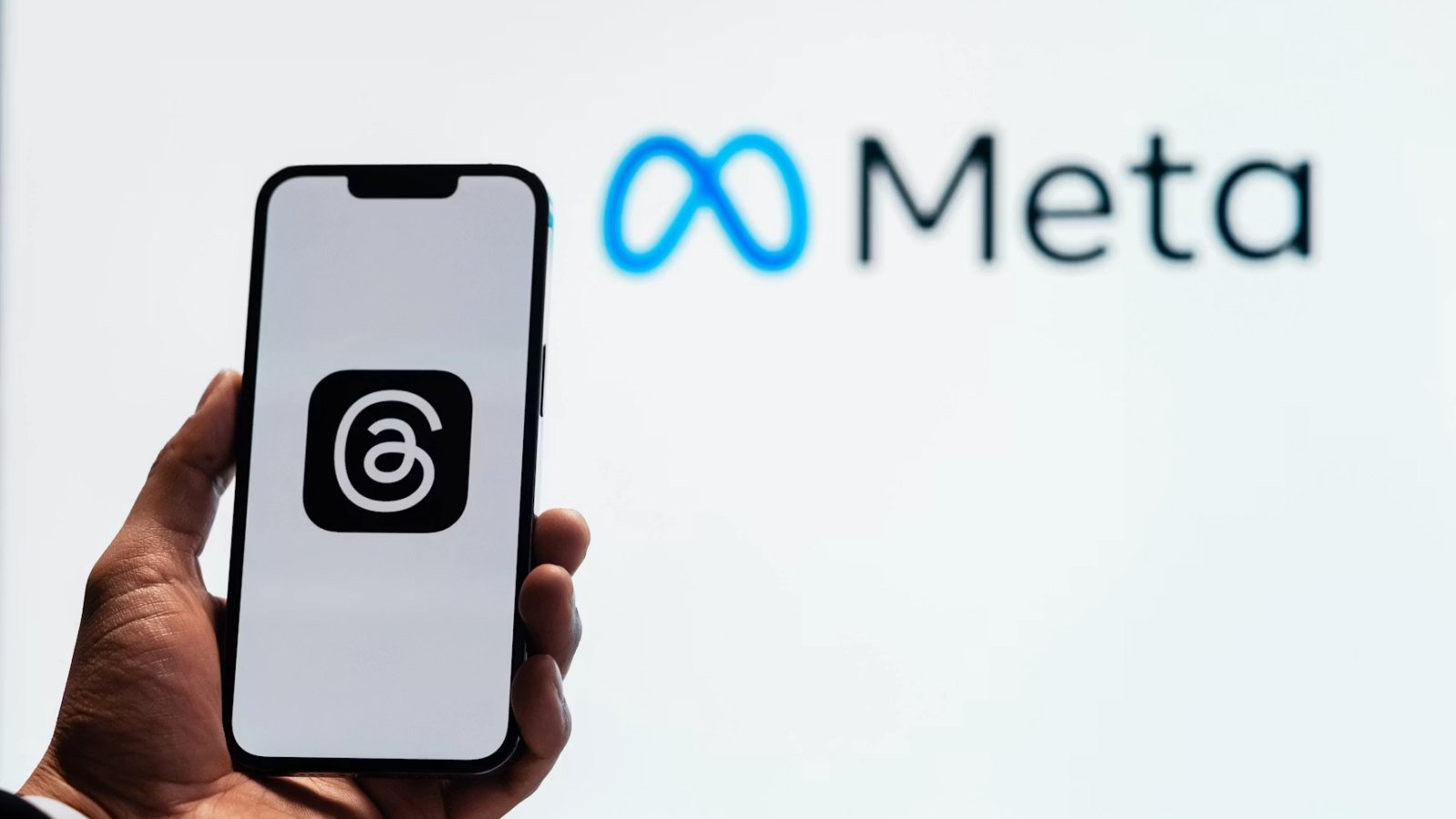 扎克伯格称Meta AI代理进展慢于预期，公司推进模型API与云业务探索