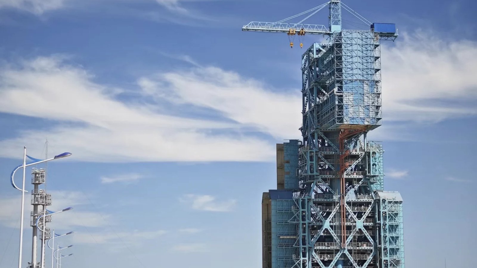 中美太空竞争转向体系较量：中国加快卫星组网，美国仍占规模优势