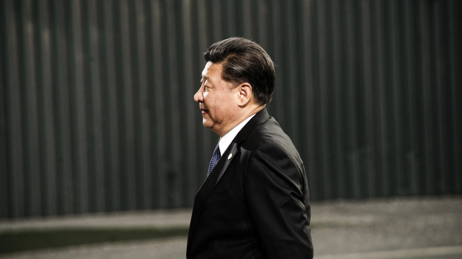 习近平与2018年修宪：被删掉的十个字，为什么值得重新回看