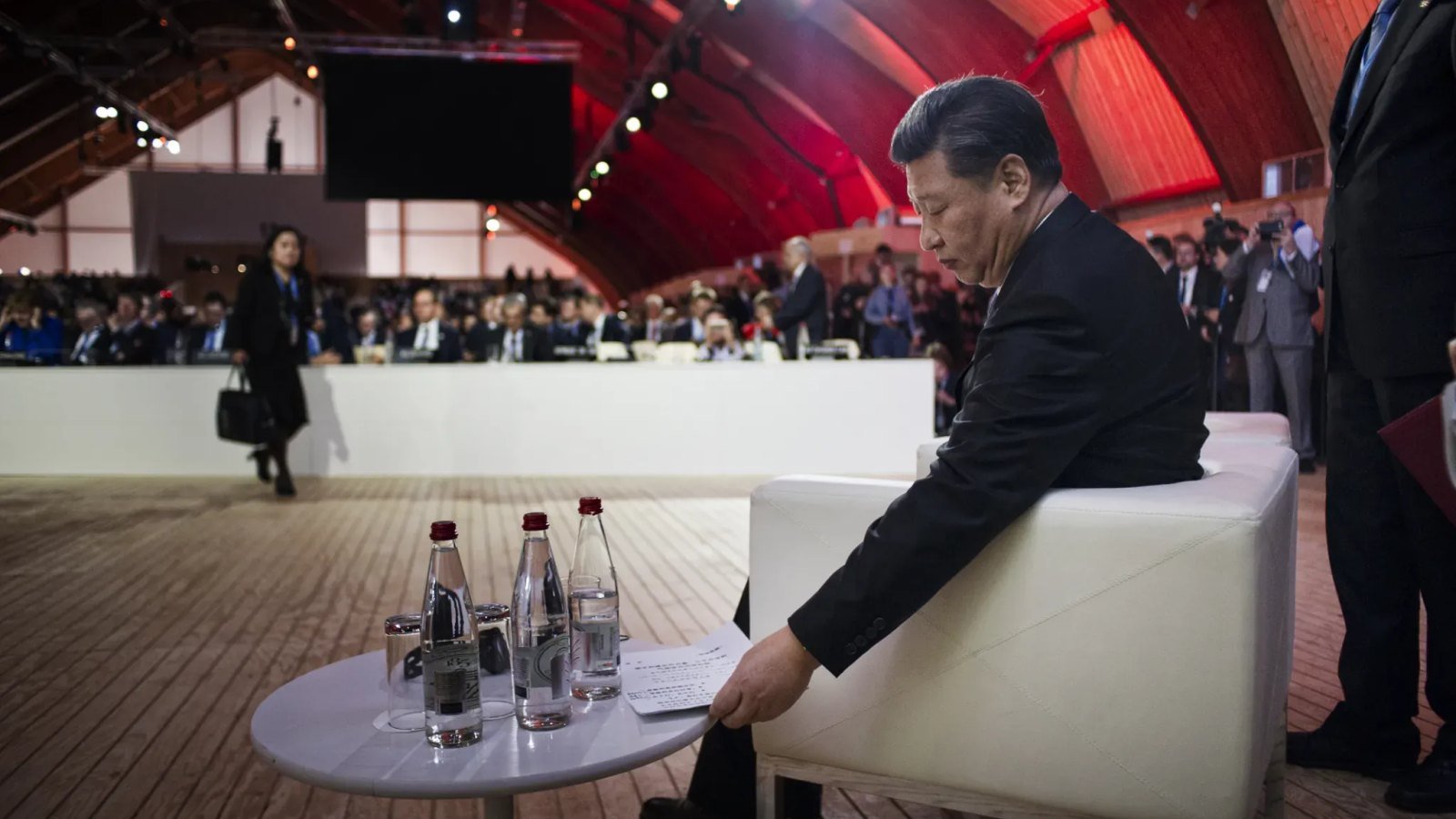 习近平的权力悖论：越能改变中国，越需要制度约束
