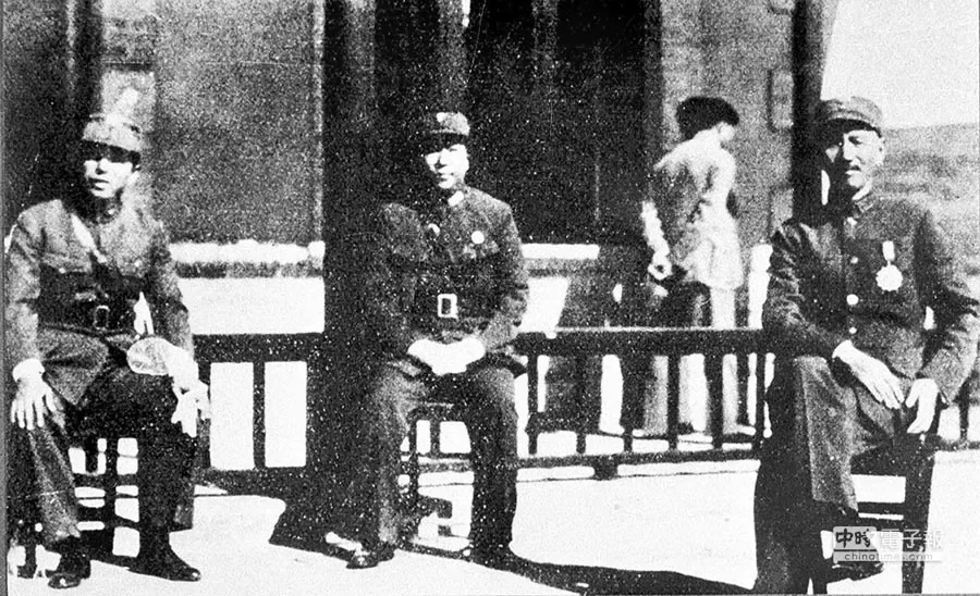 张学良：从东北少帅到西安事变，被幽禁半个世纪的百年人生